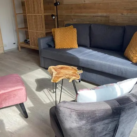 La Mejounete De Lucie 브레스-쉬르-세무아