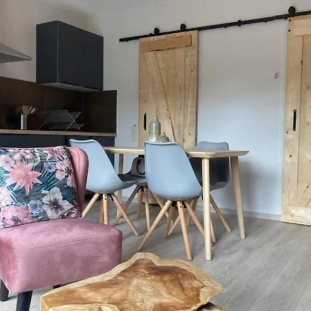 La Méjounète De Lucie